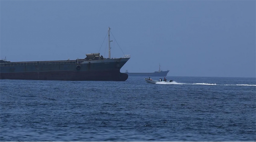 seudiyye-erebistani-sahillerinde-namelum-mermi-ile-tanker-vurulub