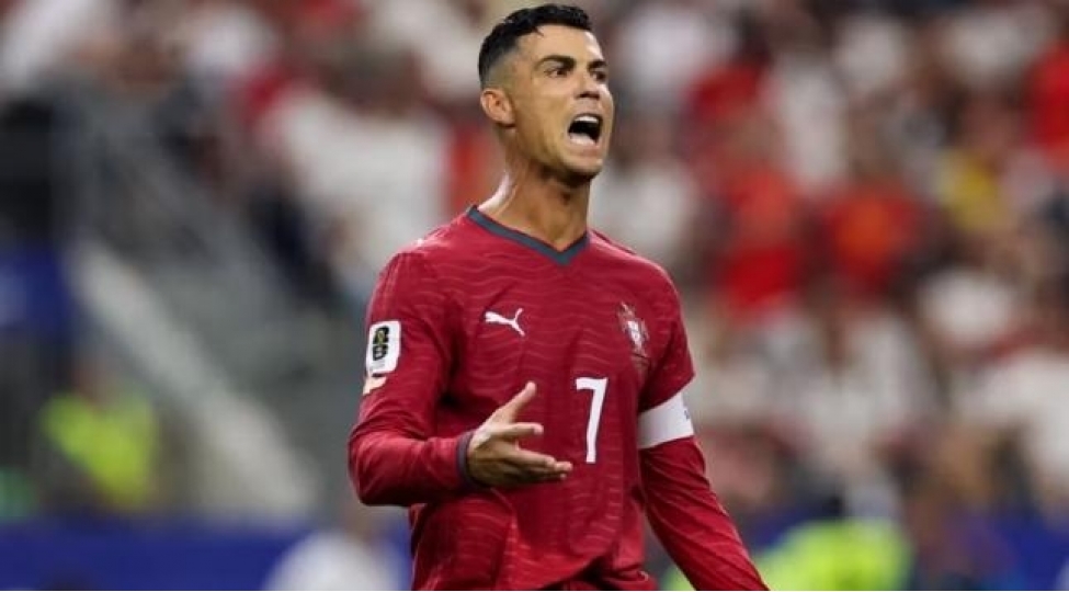 ronaldo-millideki-davranishina-gore-cezalandirildi