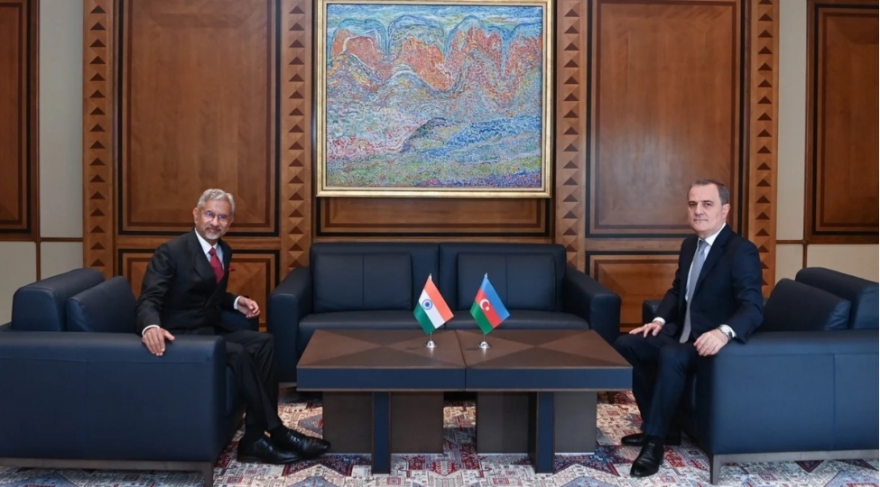 azerbaycan-ve-hindistan-xin-bashchilarinin-tekbetek-gorushu-bashlayib