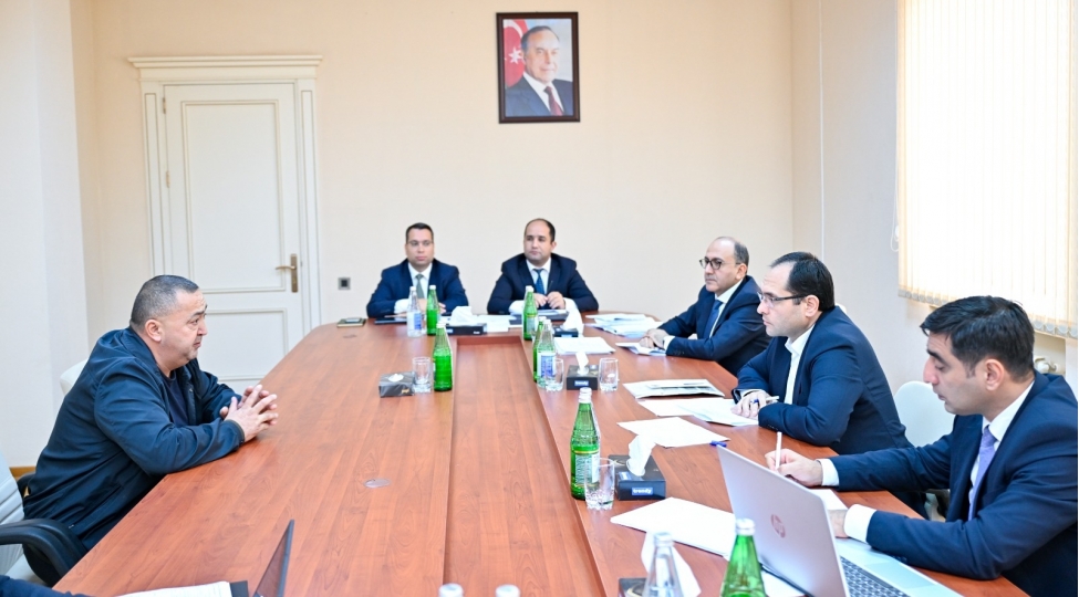 nazir-mecnun-memmedov-imishlide-vetendashlarla-gorushub