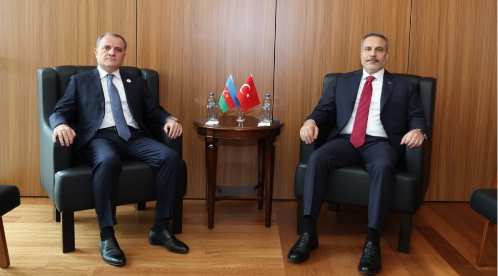 azerbaycan-ve-turkiye-xin-bashchilarinin-tekbetek-gorushu-kechirilib