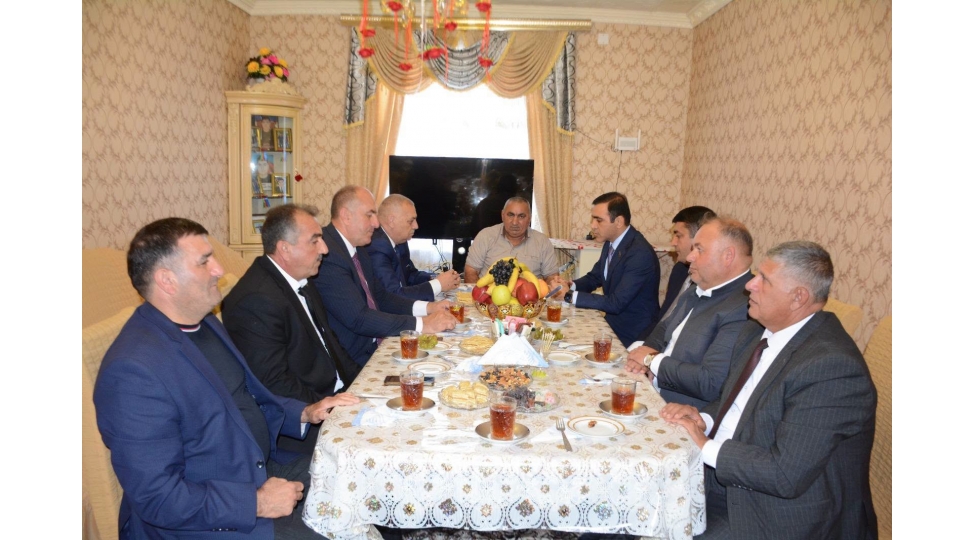 terterde-mulki-shehid-orxan-ismayilzadenin-ailesi-ziyaret-olunub